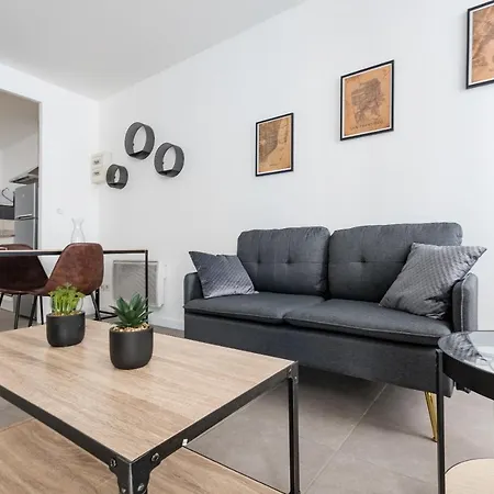Apartment Le Cavalier - Appt Climatise Dans Le Centre